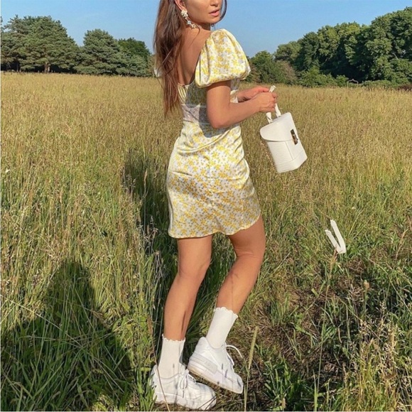 For Love & Lemons Daffodil Floral Sheer Puff Sleeve Lace Dress NWT Size Small - Picture 7 of 16